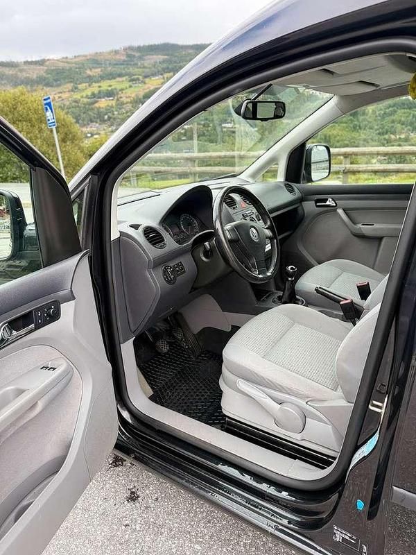 Gebraucht VW Caddy Maxi 105 PS (77 kW) 2009 Van / Kleinbus
