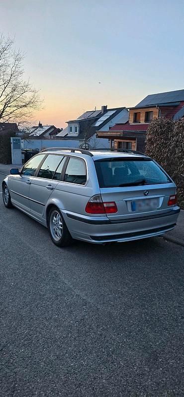 Gebraucht BMW 325 M Sport 192 PS (141 kW) 2003 Silber Kombi