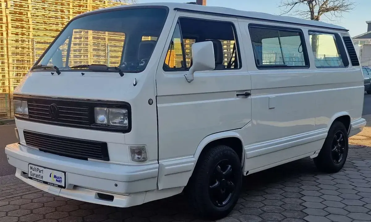 Używany VW Multivan Edition 69 KM (50 kW) 1989 L90e Minivan