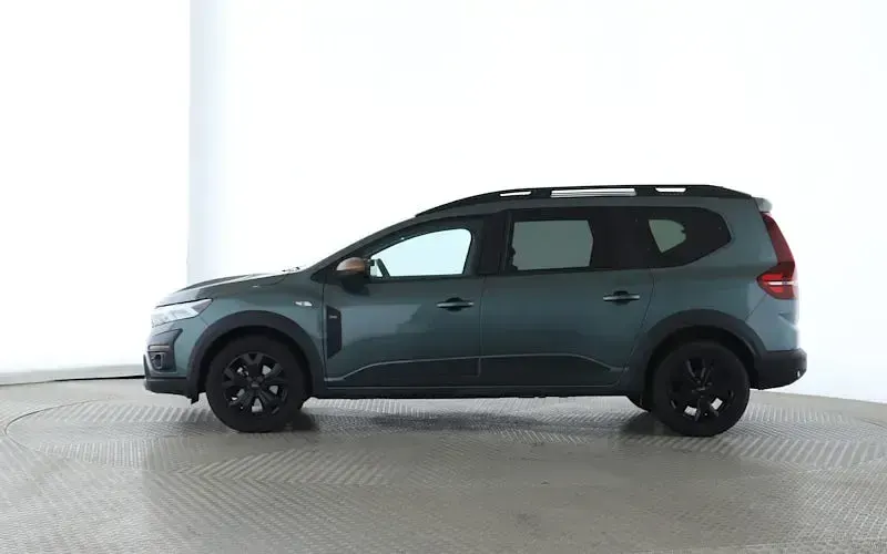 Gebraucht Dacia Jogger Extreme 101 PS (74 kW) 2024 Grün Van / Kleinbus