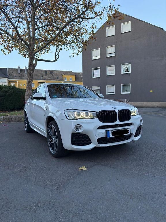Weiß Gebraucht 2018 BMW X4 xLine SUV | 22.999 € - Bild 1/4