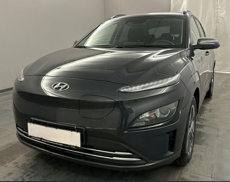 Grau Gebraucht 2022 Hyundai Kona Edition 30+ SUV | 17.299 € (Superpreis) - Bild 1/4