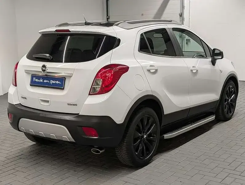 Gebraucht Opel Mokka Color Innovation 140 PS (102 kW) 2015 Weiß SUV