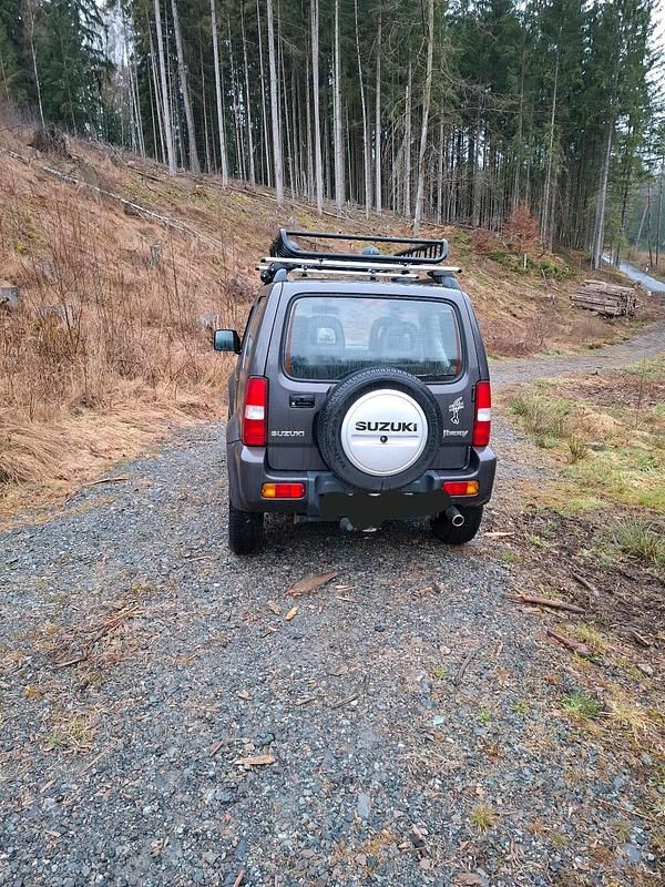 Gebraucht Suzuki Jimny 86 PS (63 kW) 2012 Schwarz SUV
