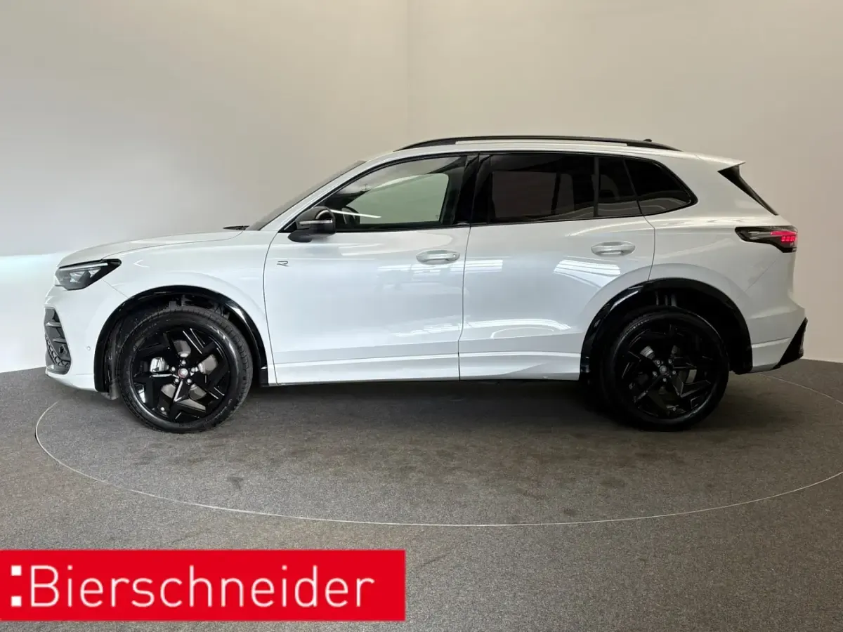 Gebraucht VW Tiguan Pro 193 PS (141 kW) 2025 Weiss SUV