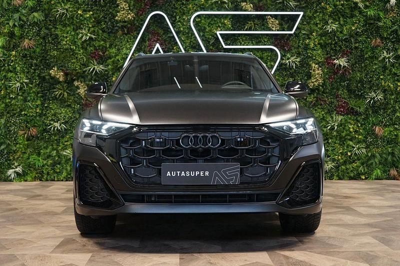 Gebraucht Audi Q8 Sport 286 PS (210 kW) 2024 Grau SUV