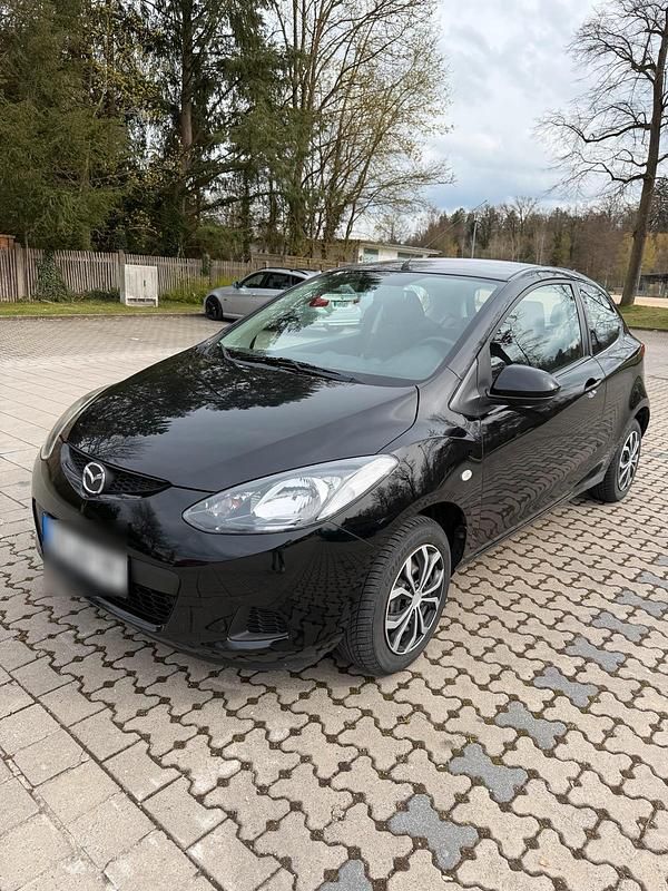 Second-hand Mazda 2 75 CP (55 kW) 2010 Negru Hatchback