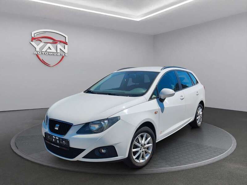 Weiß Gebraucht 2012 Seat Ibiza ST Reference Kombi | 4.900 € (Fairer Preis) - Bild 1/4