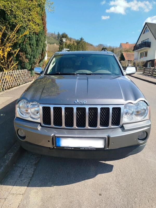 Grau Gebraucht 2006 Jeep Grand Cherokee Overland SUV | 1.999 € (Superpreis) - Bild 1/4