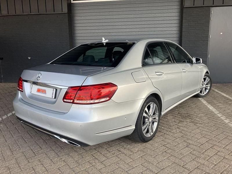 Gebraucht Mercedes E200 Avantgarde 136 PS (100 kW) 2013 Grau Limousine