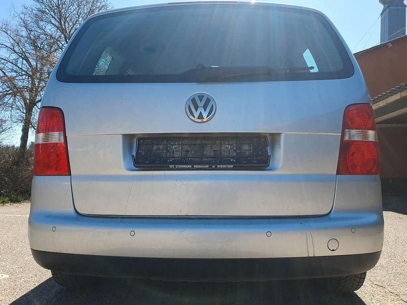 Gebraucht VW Touran 116 PS (85 kW) 2005 Silber Van / Kleinbus
