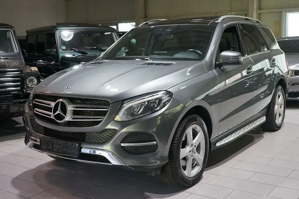 Gebraucht Mercedes GLE250 AMG 204 PS (150 kW) 2017 Selenitgrau SUV