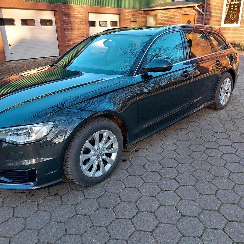 Grau Gebraucht 2016 Audi A6 Kombi | 15.200 € (Superpreis) - Bild 1/4