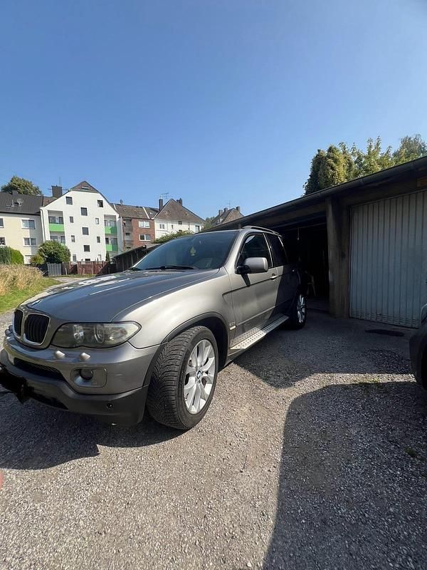 Grau Gebraucht 2006 BMW X5 SUV | 4.500 € (Guter Preis) - Bild 1/4