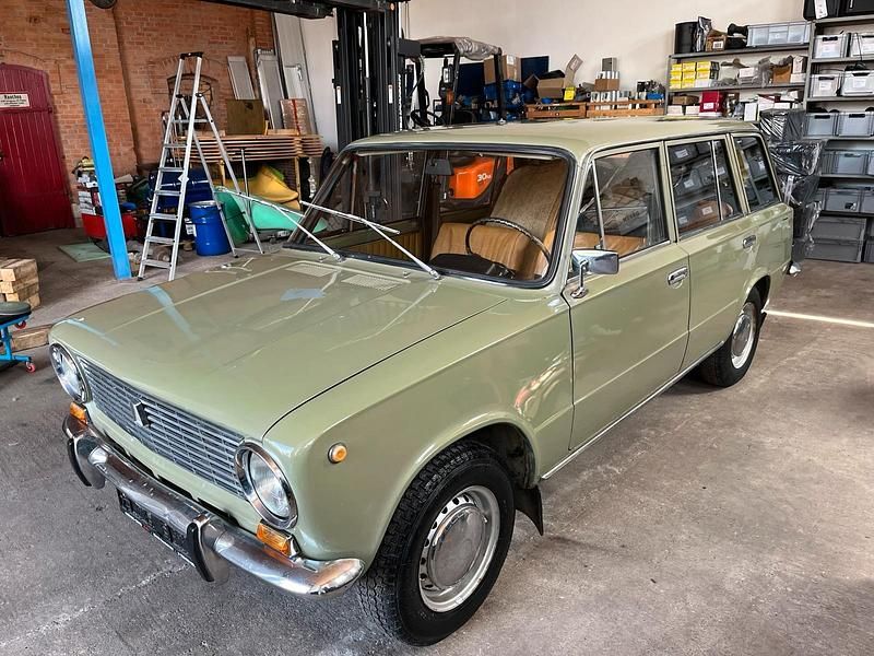 Gebraucht Lada 2102 60 PS (44 kW) 1980 Grün Kombi