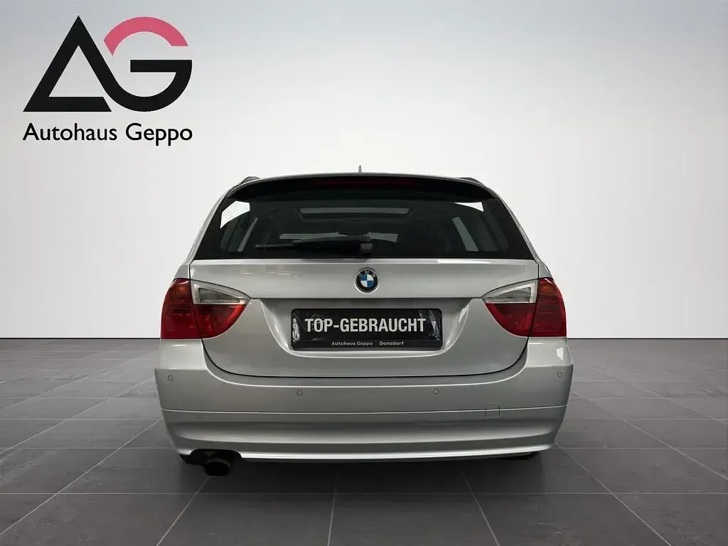 Gebraucht BMW 320 Performance 150 PS (110 kW) 2007 Silber Kombi