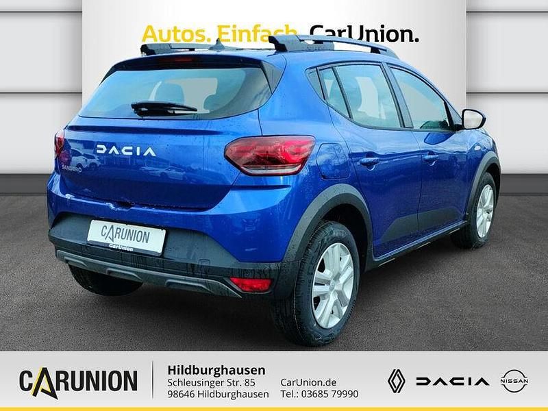 Neu Dacia Sandero Expression 91 PS (66 kW) 2025 Ironblau metallic Kleinwagen