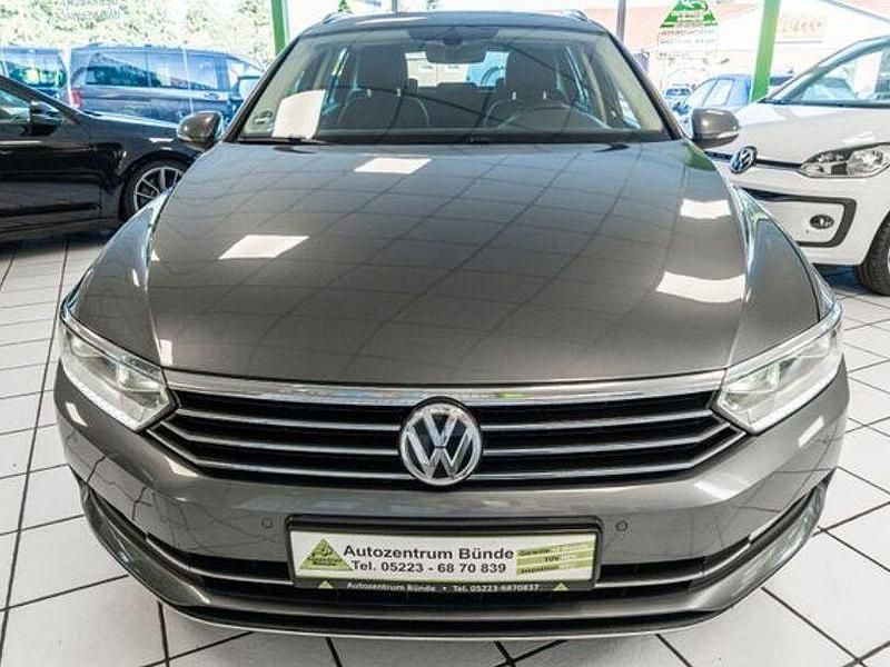 Gebraucht VW Passat Highline 150 PS (110 kW) 2017 Grau Kombi
