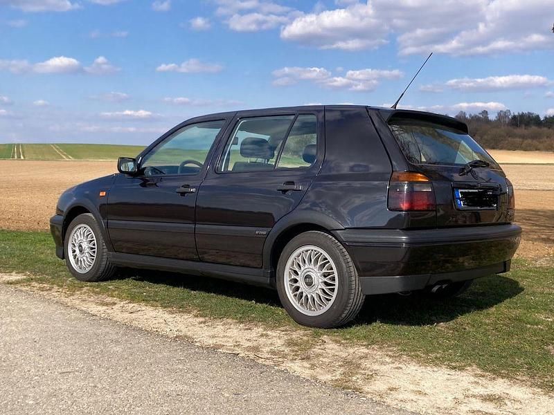 Gebraucht VW Golf III 174 PS (127 kW) 1993 Schwarz Limousine
