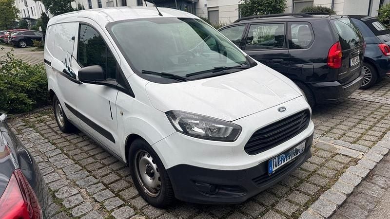 Frostweiß Gebraucht 2017 Ford Transit Van / Kleinbus | 4.900 € - Bild 1/4