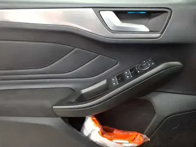 Gebraucht Ford Focus 155 PS (114 kW) 2023 Schwarz Limousine