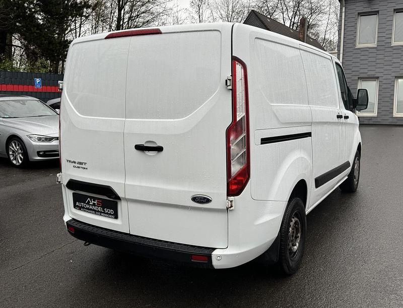 Gebraucht Ford Transit Custom Trend 105 PS (77 kW) 2021 Weiß Van / Kleinbus