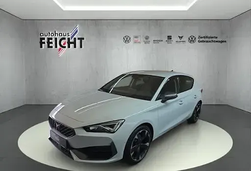 Usata Cupra Leon 150 CV (110 kW) 2024 Bianco Berlina