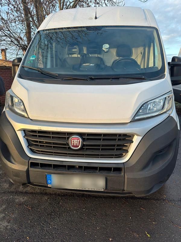 Weiß Gebraucht 2019 Fiat Ducato Van | 9.999 € - Bild 1/4