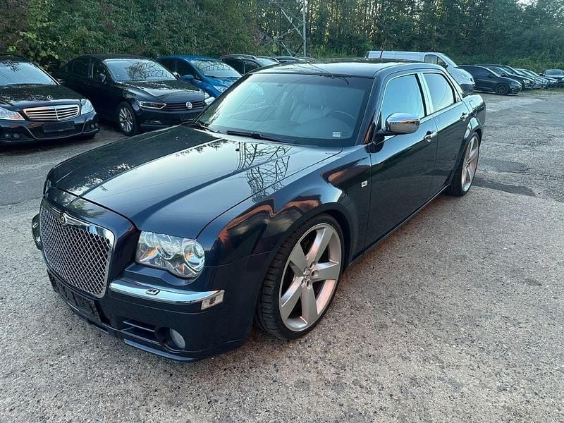 Blau Gebraucht 2011 Chrysler 300C Limousine | 7.900 € - Bild 1/4