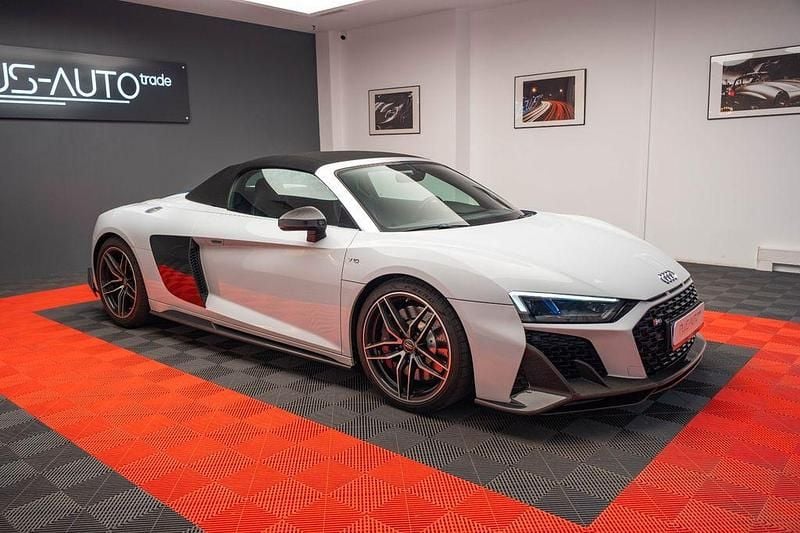 Weiß Gebraucht 2019 Audi R8 Spyder Sport Cabrio | 119.799 € (Guter Preis) - Bild 1/4