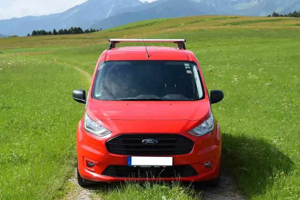 Gebraucht Ford Transit Connect 120 PS (88 kW) 2019 Rot Van / Kleinbus