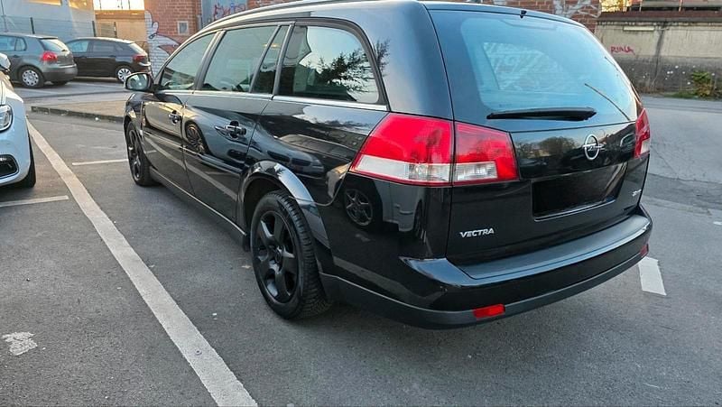Gebraucht Opel Vectra 155 PS (114 kW) 2006 Schwarz Kombi
