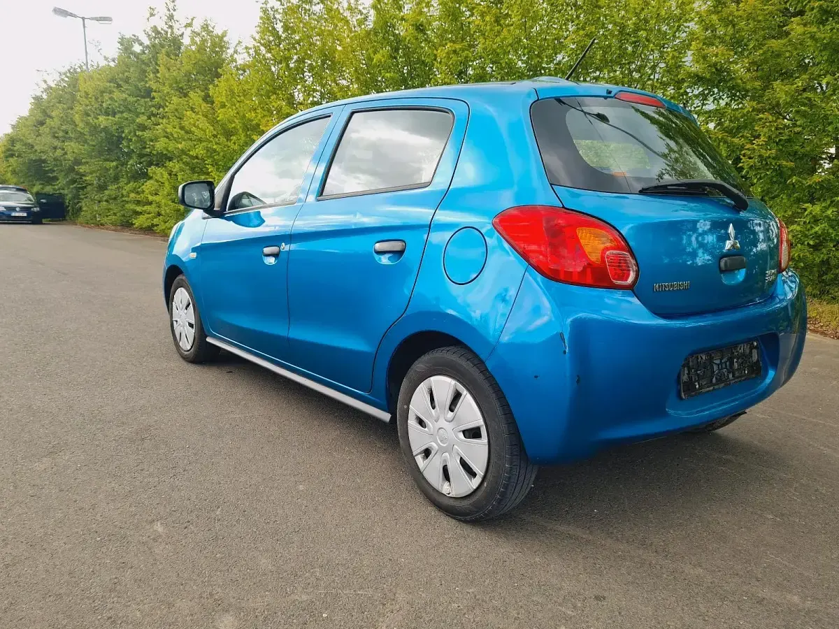 Brugt Mitsubishi Space Star 70 HK (51 kW) 2015 Blå Hatchback