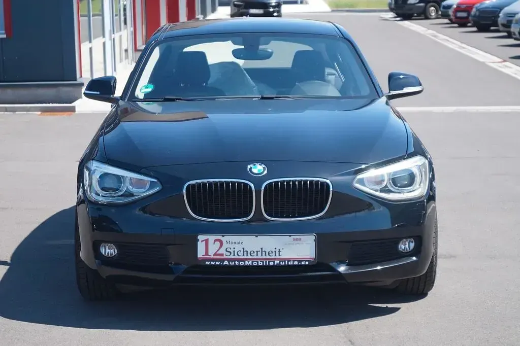 Gebraucht BMW 116 136 PS (100 kW) 2012 Schwarz Kleinwagen