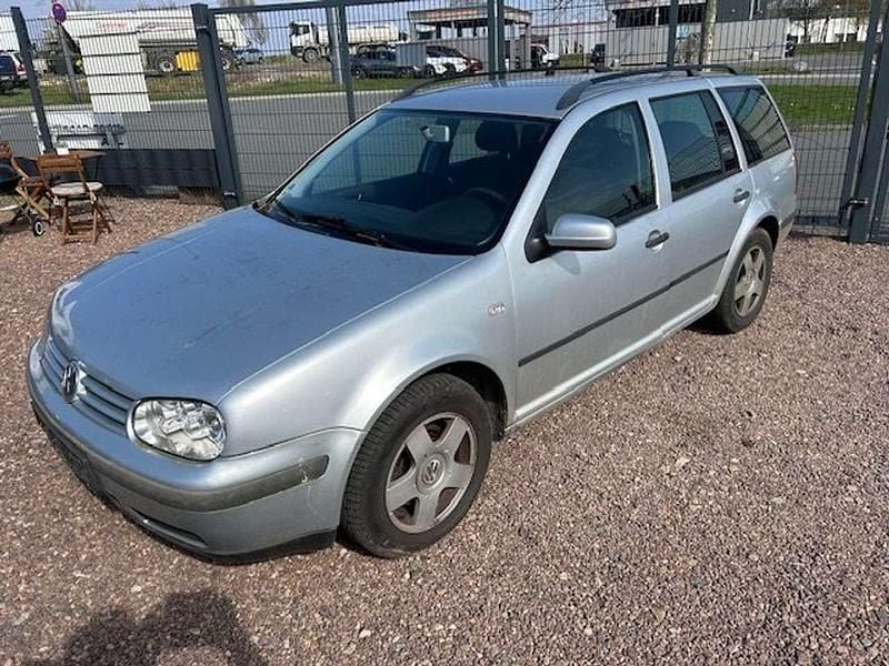 Gebraucht VW Golf IV 101 PS (74 kW) 2001 Silber Kombi