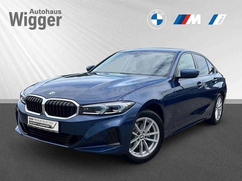 Blau Gebraucht 2024 BMW 320 Sport Line Limousine | 34.900 € (Superpreis) - Bild 1/4