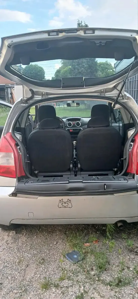 Gebraucht Citroën C2 70 PS (51 kW) 2009 Andere farben Kleinwagen