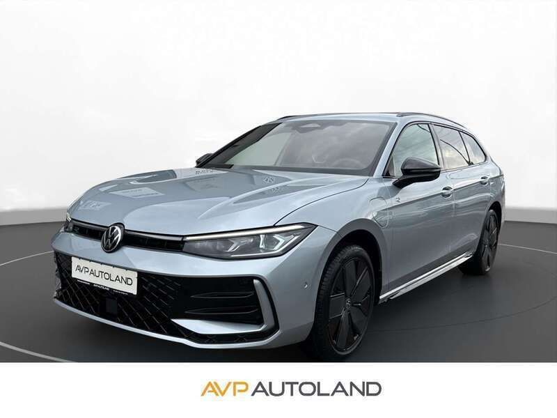 Silber Neu 2025 VW Passat Style Kombi | 56.990 € (Fairer Preis) - Bild 1/4