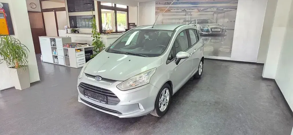 Occasion Ford B-MAX SYNC Edition 105 ch (77 kW) 2016 Argent Monospace