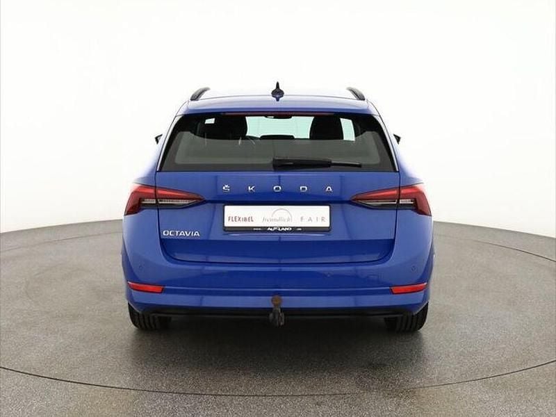 Gebraucht Skoda Octavia 116 PS (85 kW) 2022 Blau Kombi