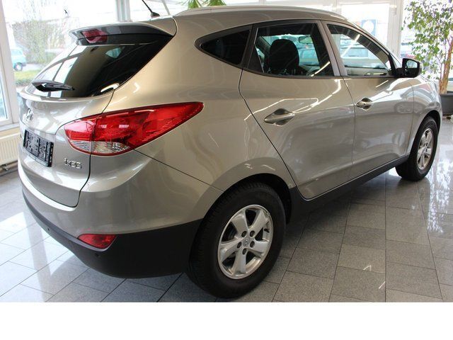 Gebraucht Hyundai ix35 Style 163 PS (119 kW) 2010 Grau metallic SUV