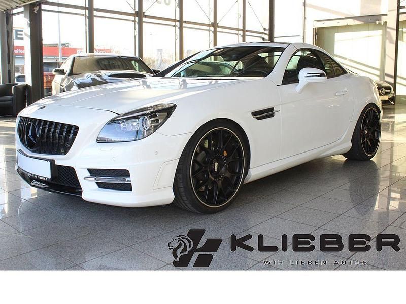 Weiß Gebraucht 2014 Mercedes SLK200 AMG Cabrio | 23.870 € (Fairer Preis) - Bild 1/4