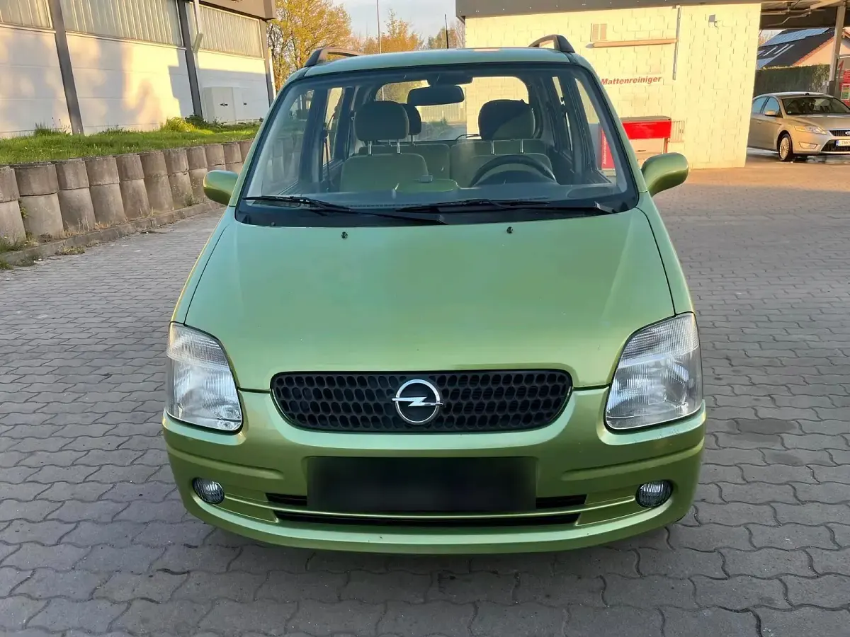 Usata Opel Agila 75 CV (55 kW) 2000 Verde Monovolume