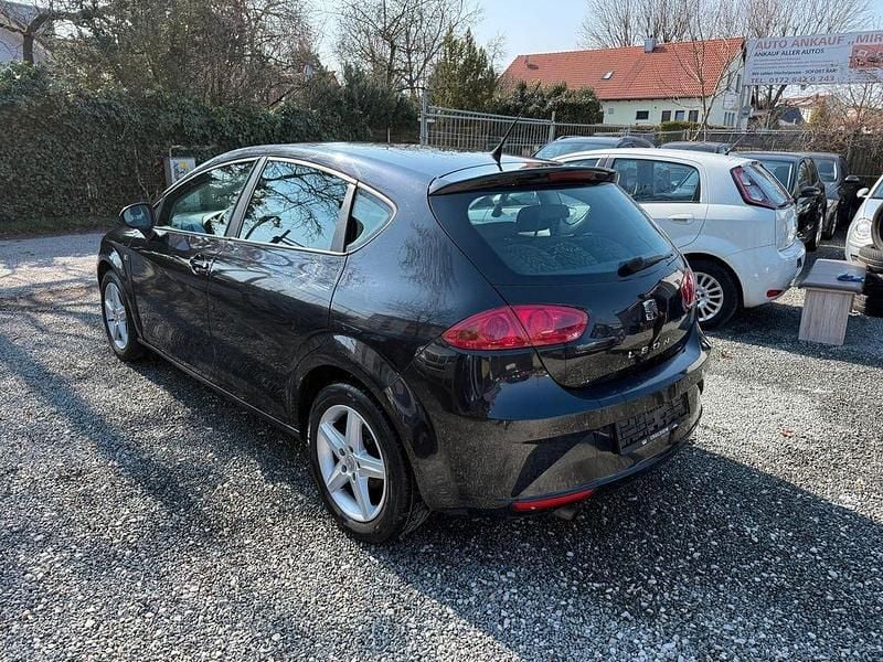 Gebraucht Seat Leon Reference 105 PS (77 kW) 2010 Schwarz Kleinwagen