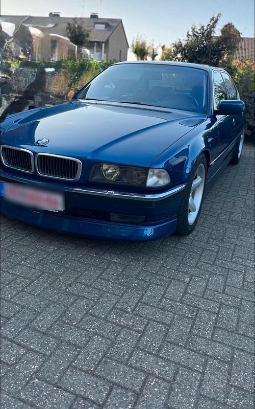 Blau Gebraucht 1995 BMW 750 Basis Limousine | 17.500 € - Bild 1/4