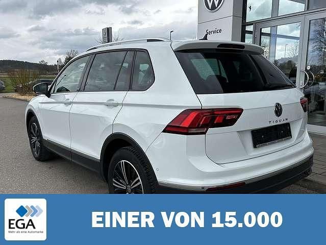 Gebraucht VW Tiguan Active 131 PS (96 kW) 2022 Weiß SUV