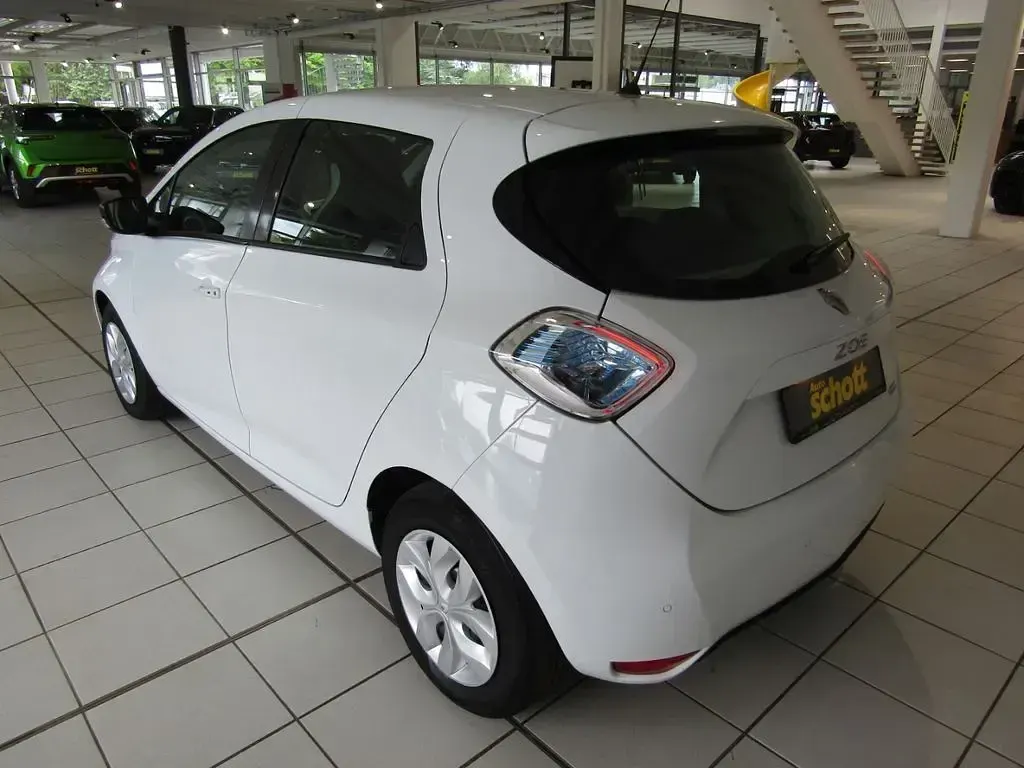 Gebraucht Renault Zoe Life 42 kW (58 PS) 2018 Weiß Kleinwagen