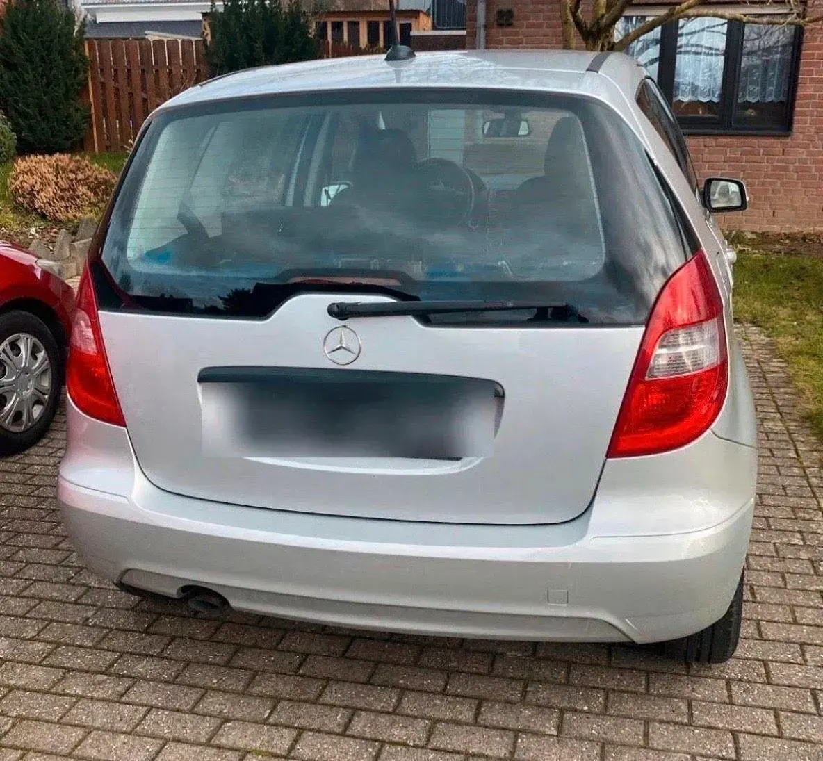 Używany Mercedes A160 82 KM (60 kW) 2008 Srebrny Sedan/Limuzyna