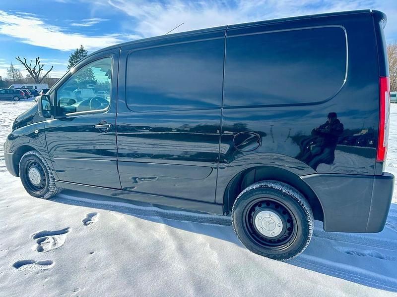 Gebraucht Citroën Jumpy 128 PS (94 kW) 2016 Weiß Van / Kleinbus