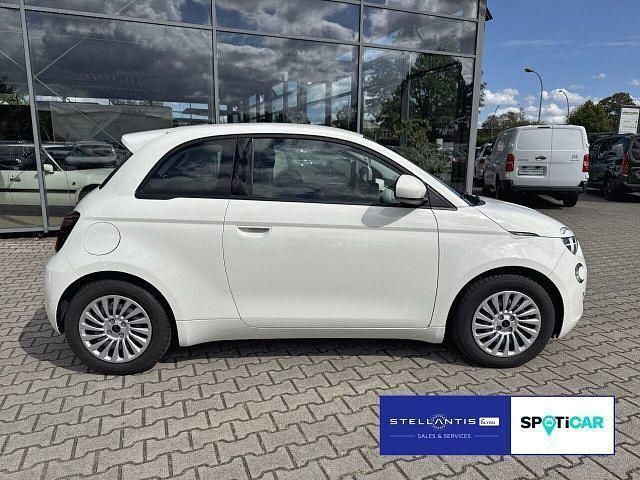 Second-hand Fiat 500e 86 kW (118 CP) 2023 Alb Hatchback